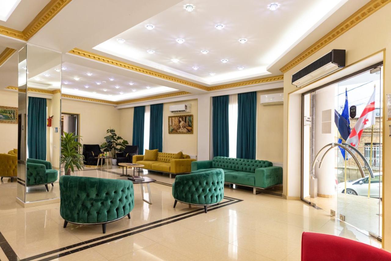 Hotel Grand Palace 트빌리시 외부 사진