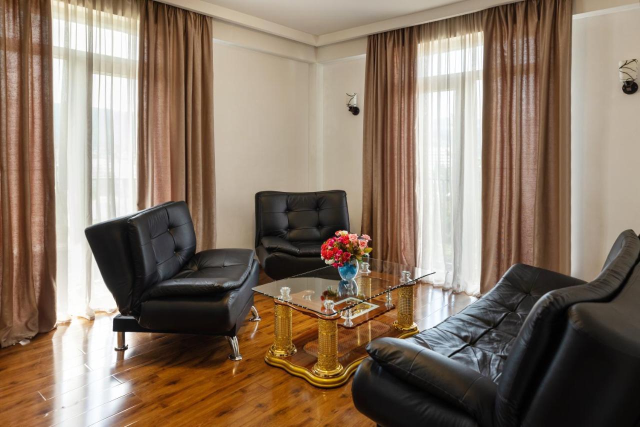 Hotel Grand Palace 트빌리시 외부 사진